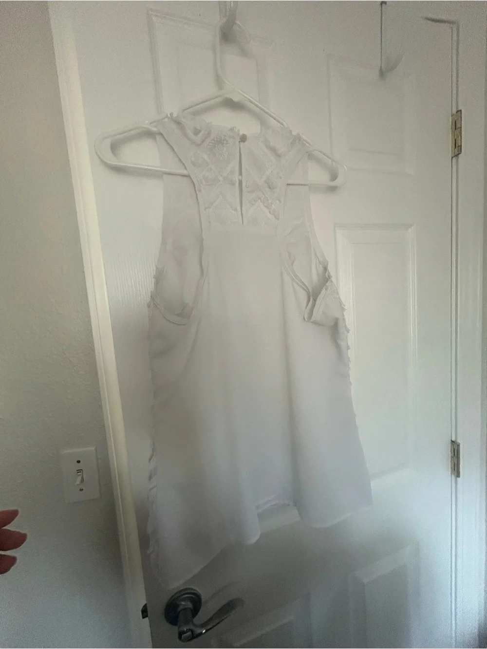 Banana Republic White Embroidered Lace Tank Camisole